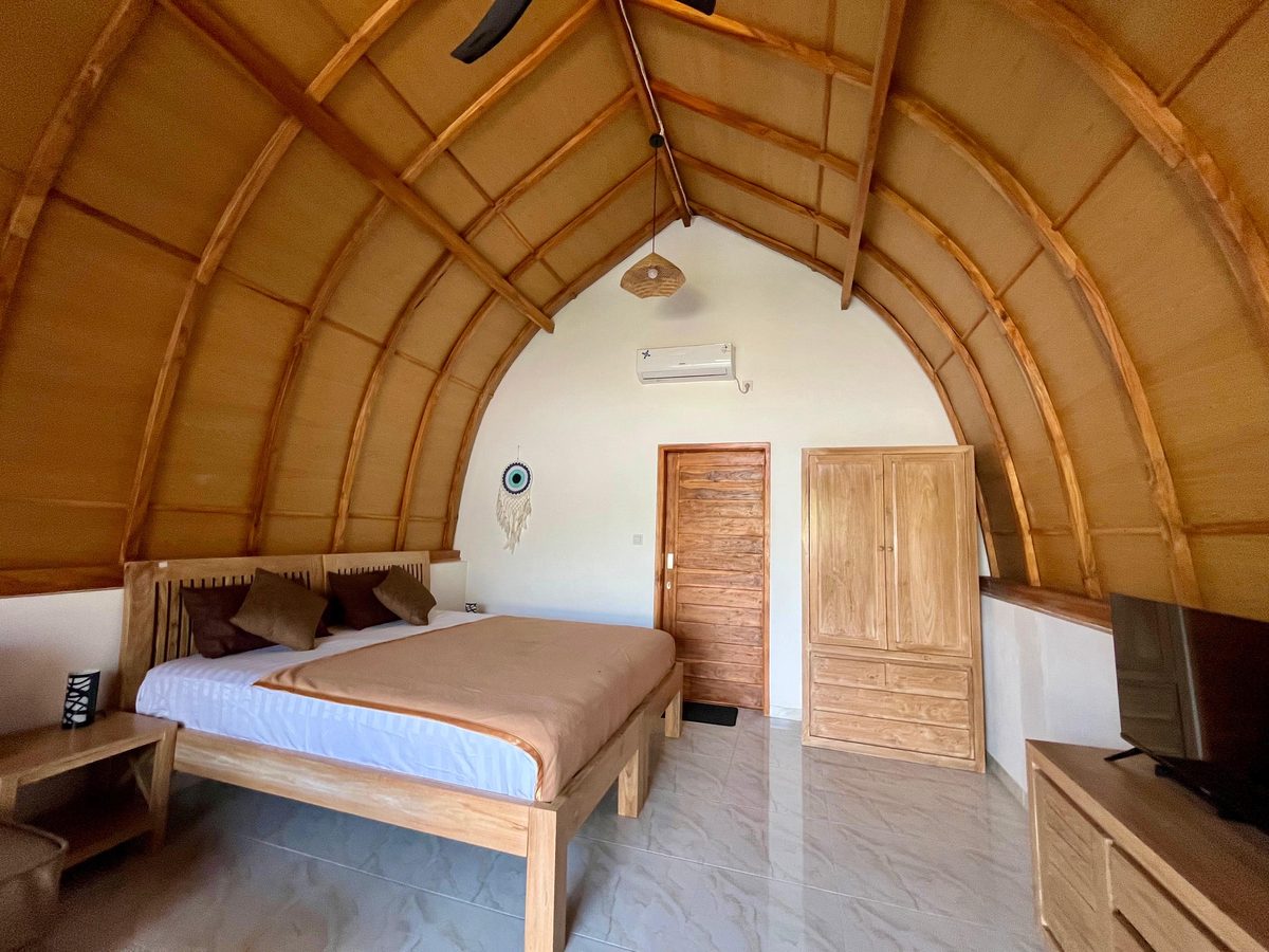 Bungalow room with double bed setup